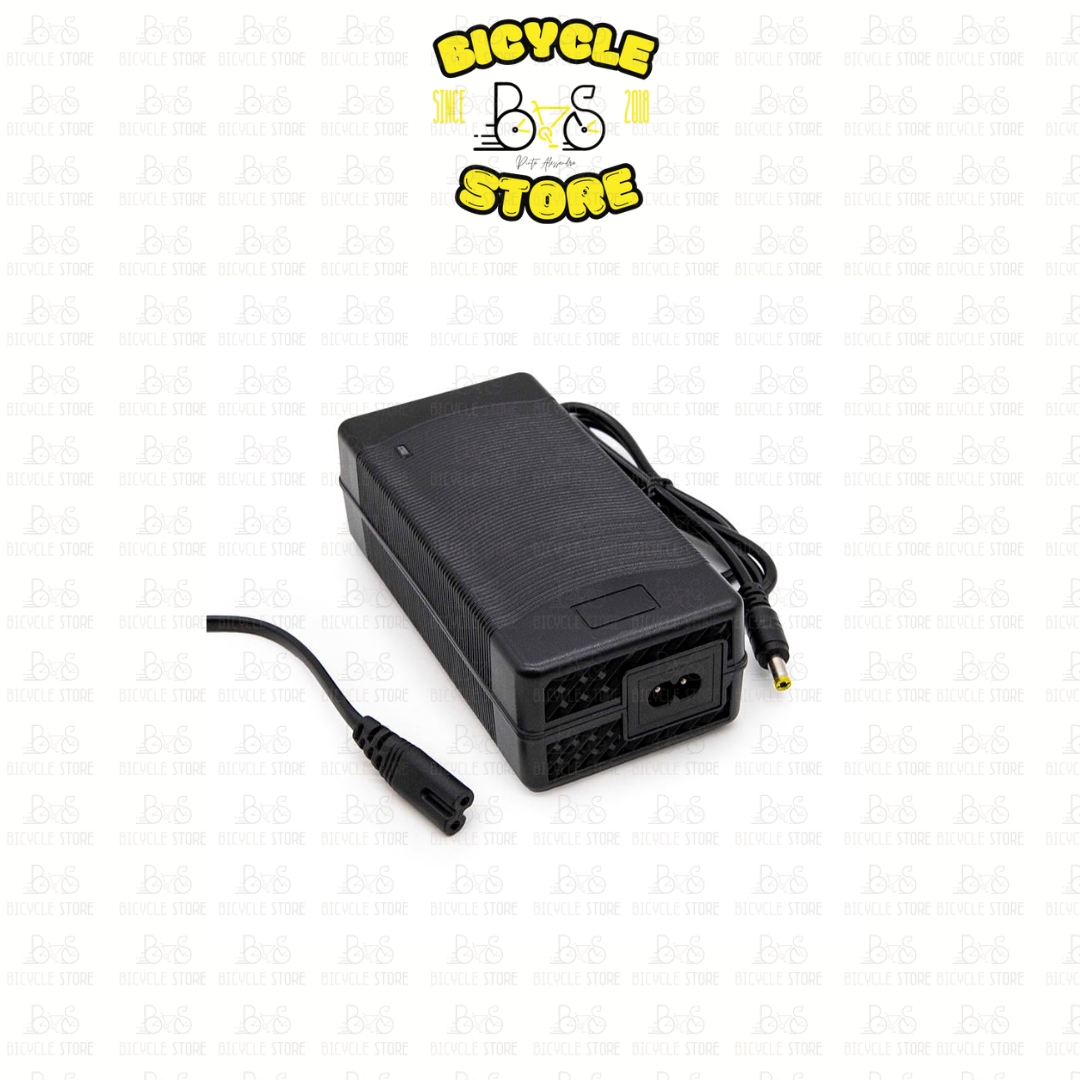 CARICABATTERIE PER BATTERIE A LITIO CC 48V 2Ah 1 PIN DC 5,5x2,1mm - immagine 6